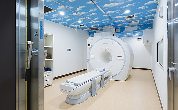 MRI室（1F）